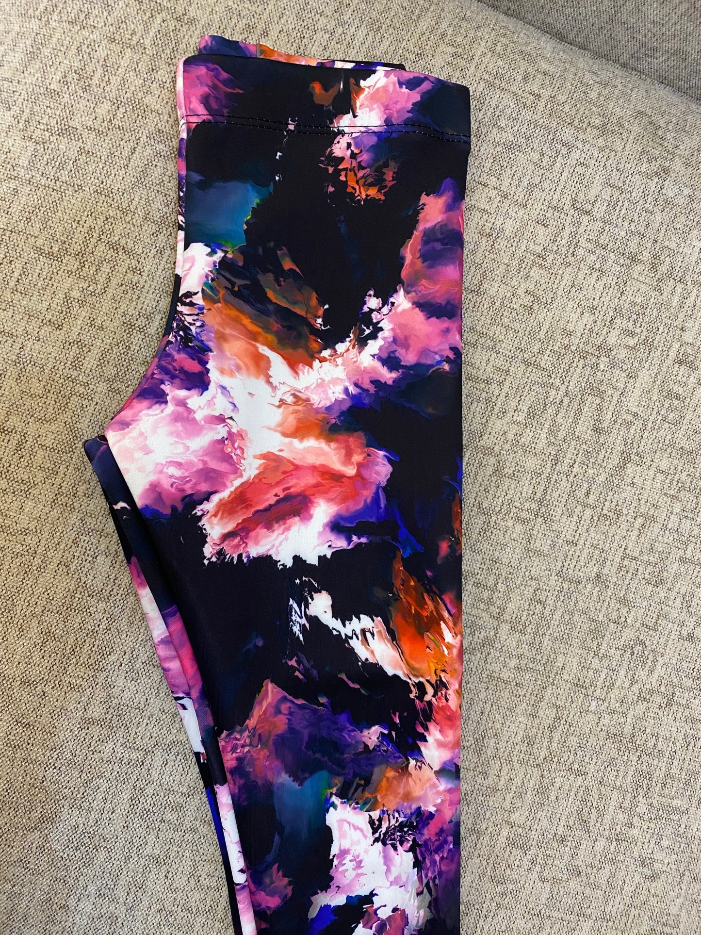 Black tie dye leggings